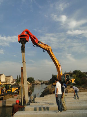 คุณภาพ  TYSIM VS400 Excavator Hammer Mounted Pile Driver / Pile Driving Hammer 2.15t โรงงาน