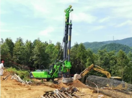 Kr300es เครื่องเจาะเสาเข็มเจาะหลุมดินแบบพกพา 2000mm