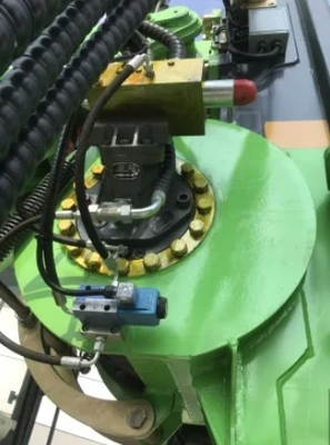 อุปกรณ์ตอกเสาเข็มโรตารี่ฝีมือดี ใช้ดีเซล Kr90A 90 KN.M