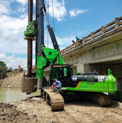 แท่นตอกเสาเข็มเจาะทิศทางแนวนอนวิศวกรรมดินไฮดรอลิก 220kN.M แรงบิด