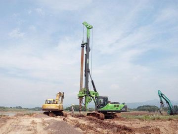 1300mm Dia 43m ความลึก KR125C เครื่องเจาะเสาเข็มเจาะอุปกรณ์เจาะหลุมเจาะ แรงบิดที่มีความเสถียรสูง 125 kN.m