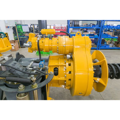 แท่นขุดเจาะแบบหมุนไฮดรอลิก 40kN.M ความลึกของการเจาะสูงสุด 12 เมตร