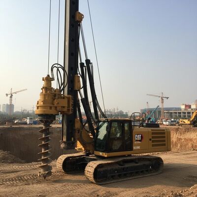 CAT Chassis KR300C เครื่องเจาะแบบหมุนไฮดรอลิก ขนาด 54m ความลึก 320 kN.m ทอร์คและกว้าง 2500mm